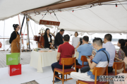 秘鲁超级食品搭乘“联合”号训练舰抵达上海